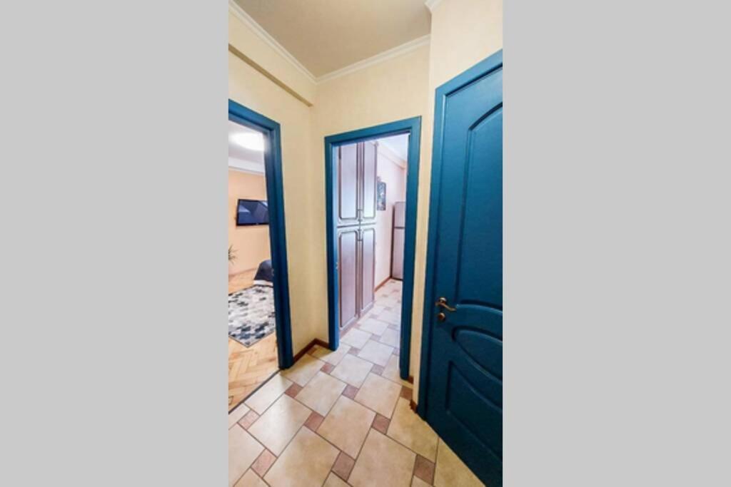 Appartement Cozy Flat à Kiev Extérieur photo