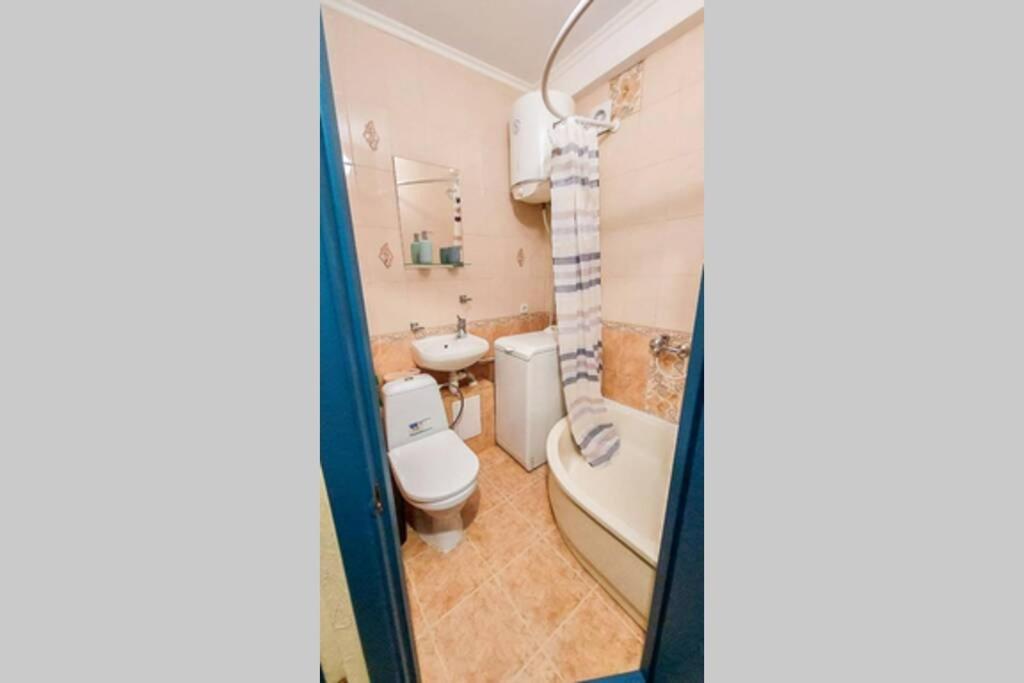 Appartement Cozy Flat à Kiev Extérieur photo